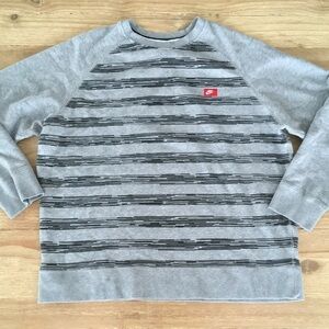 VINTAGE NIKE GRAY RAGLAN SWEATSHIRT BLUE TAG XXL